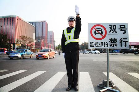 哈市各区交管大队举报电话公布！发现“僵尸